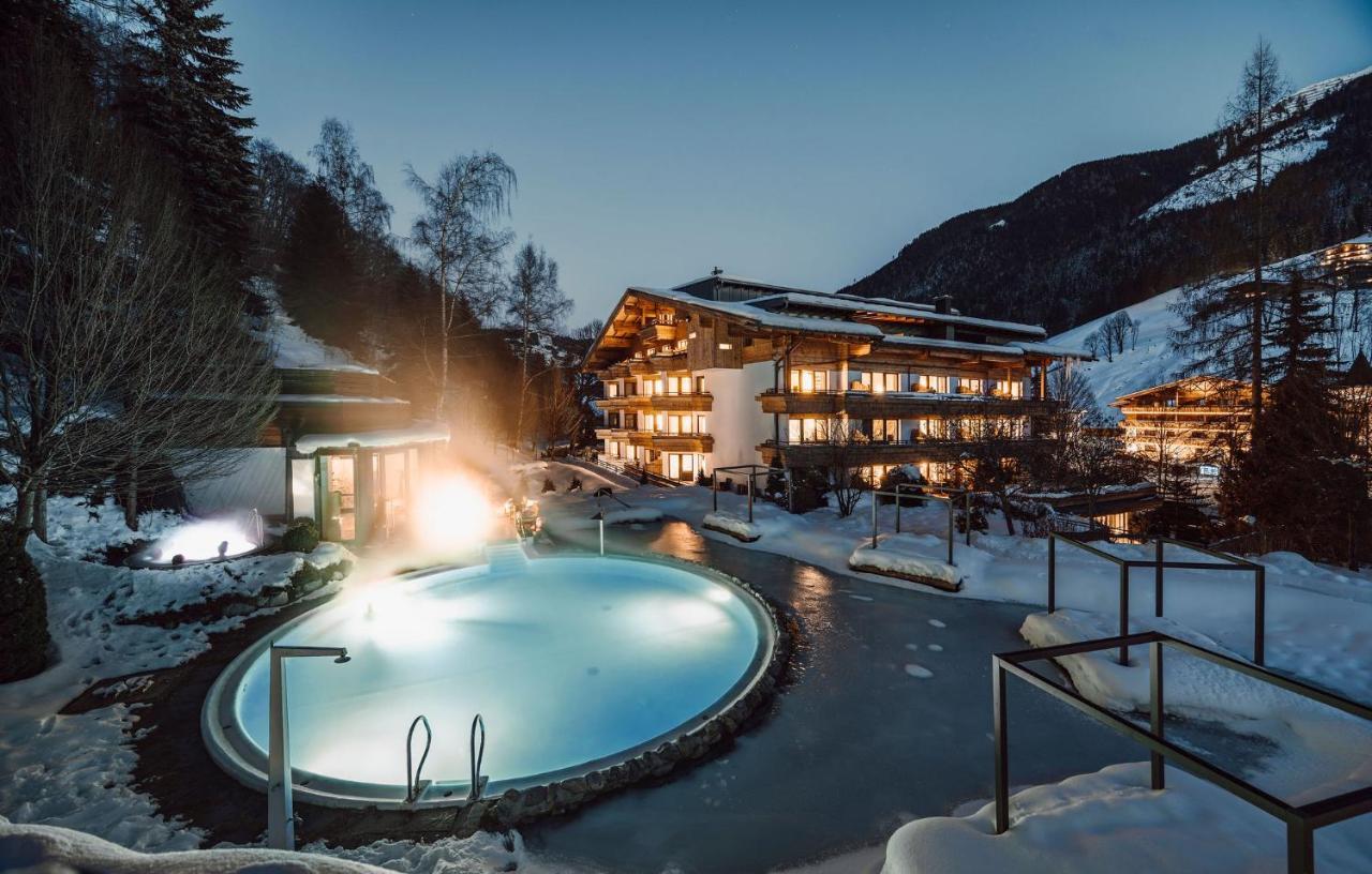 Hotel Familien Saalbach-Hinterglemm Zewnętrze zdjęcie