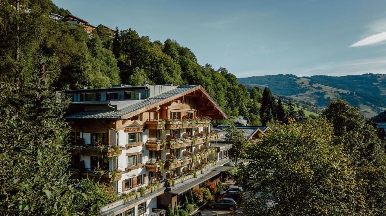 Hotel Familien Saalbach-Hinterglemm Zewnętrze zdjęcie
