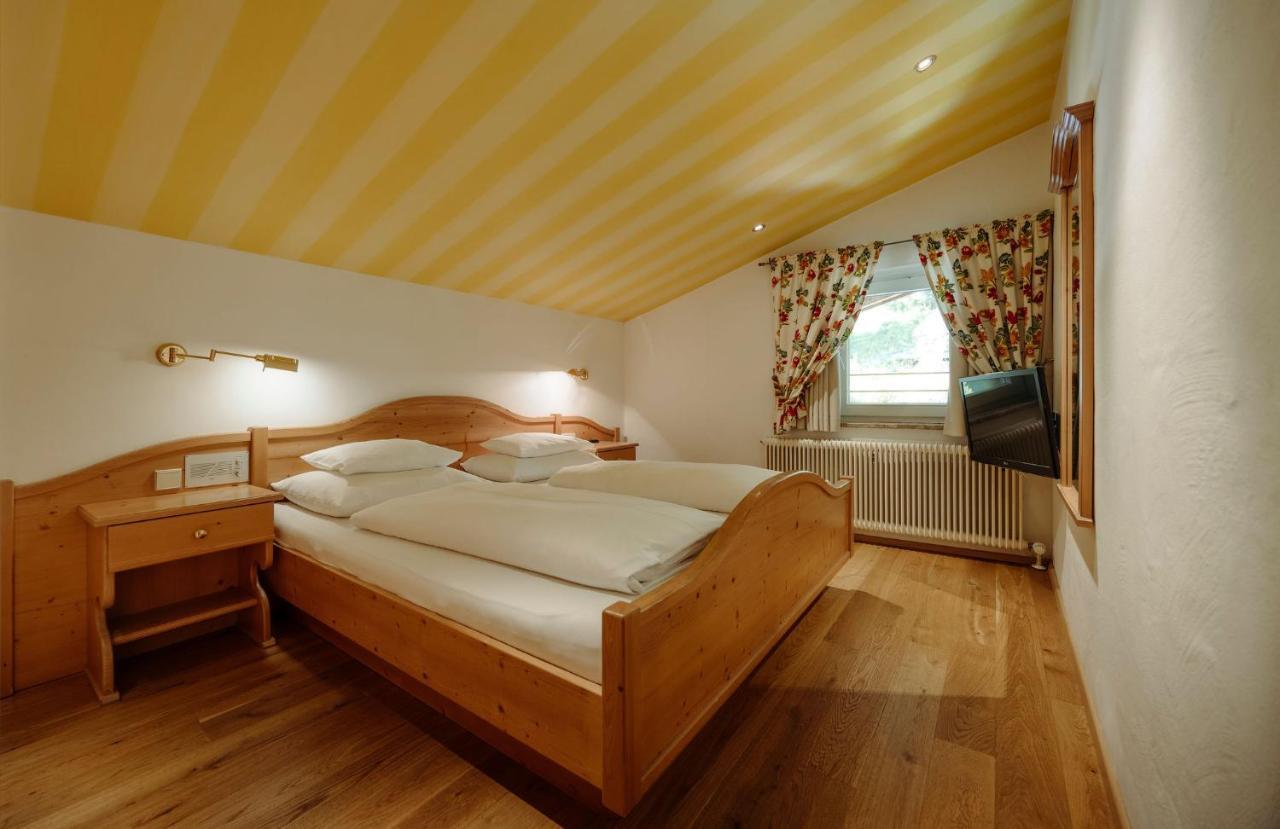 Hotel Familien Saalbach-Hinterglemm Pokój zdjęcie